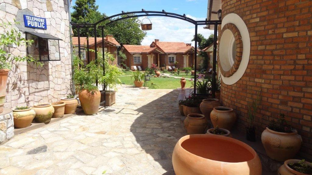 Couleur Cafe Antsirabe Exterior foto
